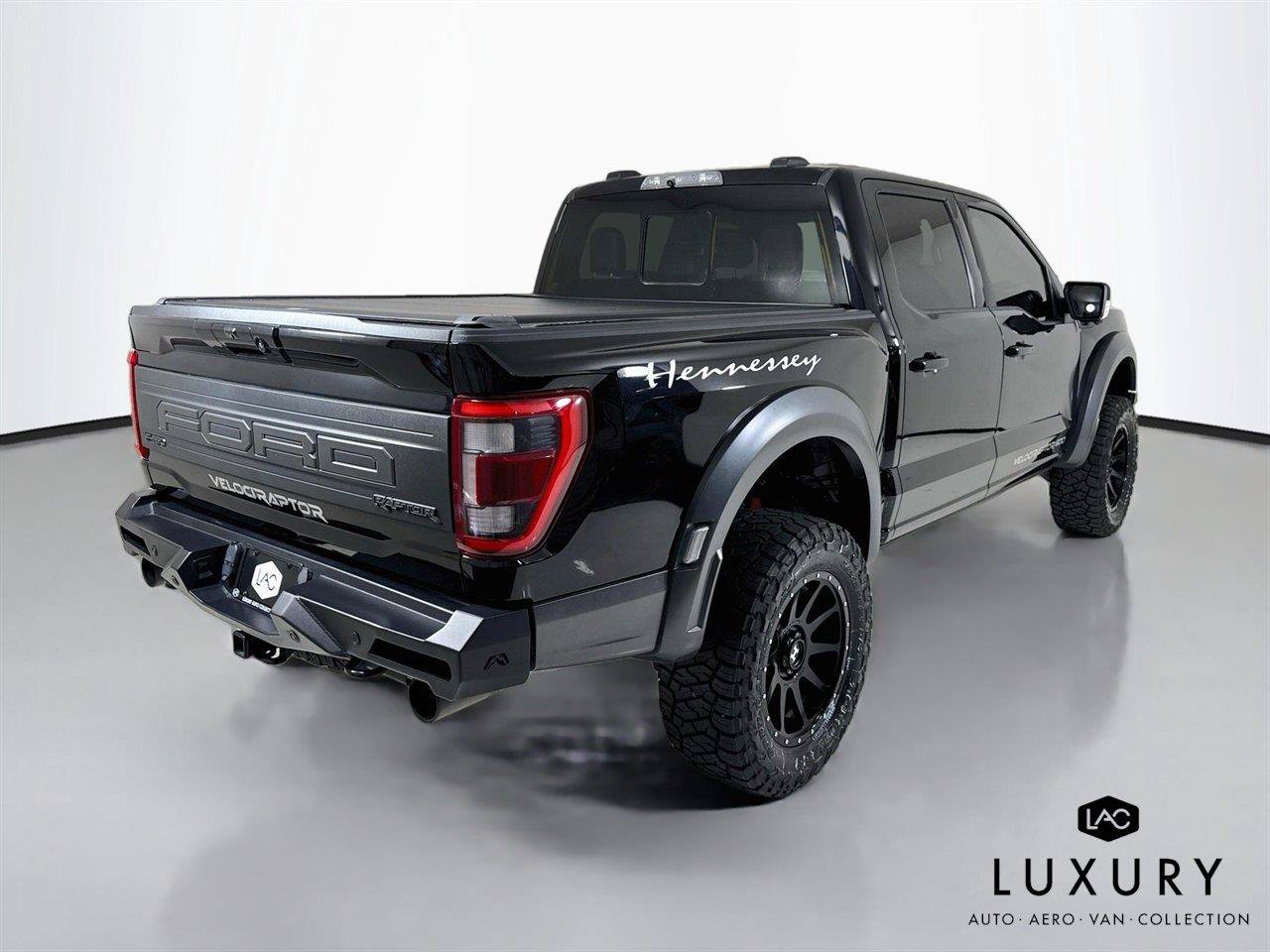 Used 2023 Ford F150 Raptor w/ Raptor 37 Performance Package AWD/4WD image 6