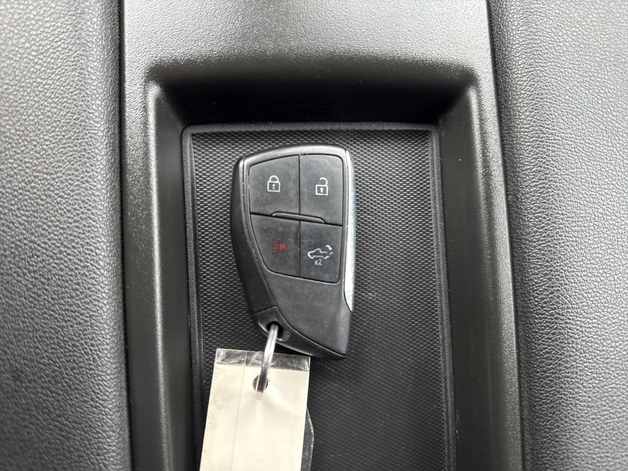 Used 2024 Chevrolet Silverado 3500 LT image 24