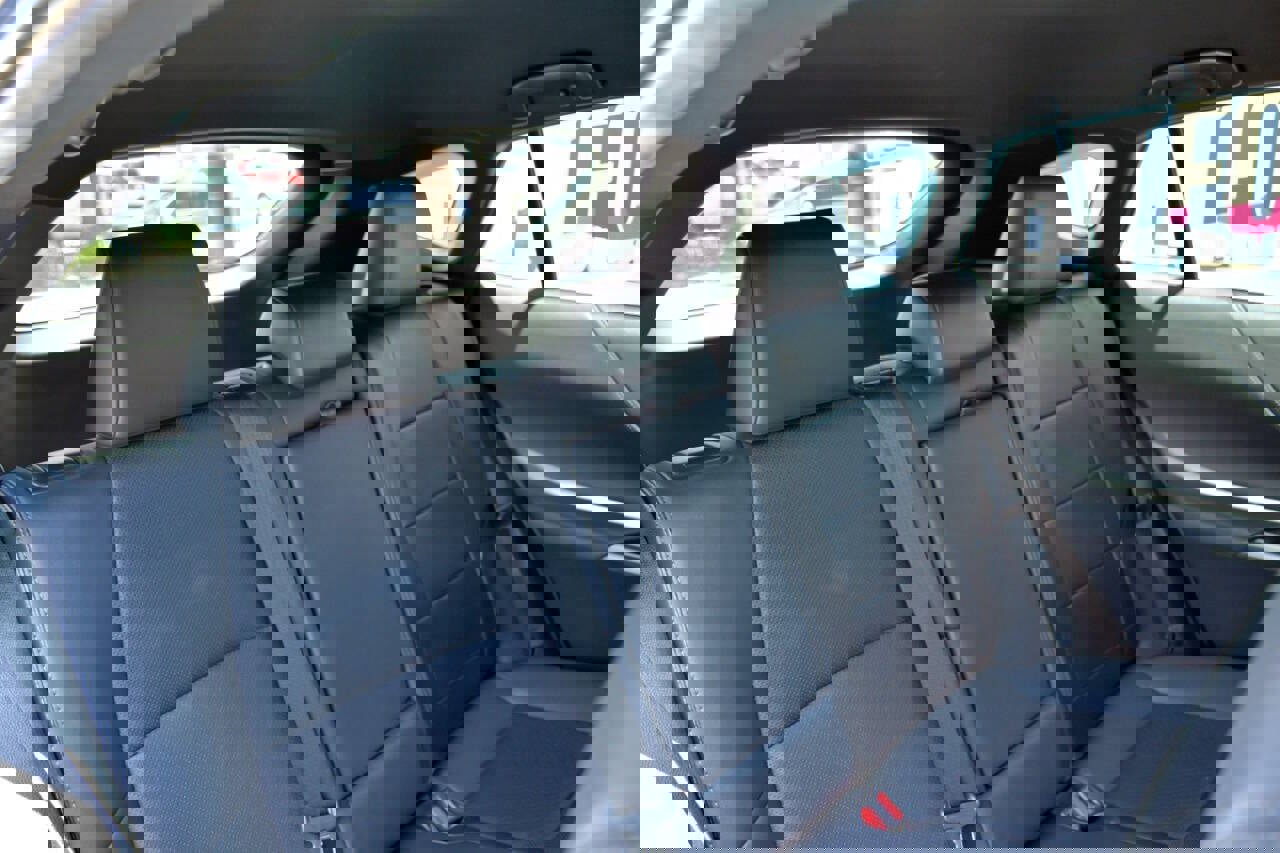 Used 2021 Toyota Venza XLE w/ Softex Package image 34