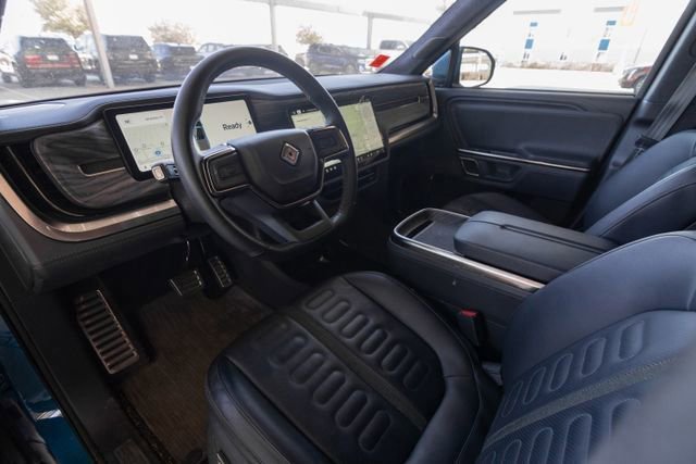 Used 2022 Rivian R1T Adventure image 7