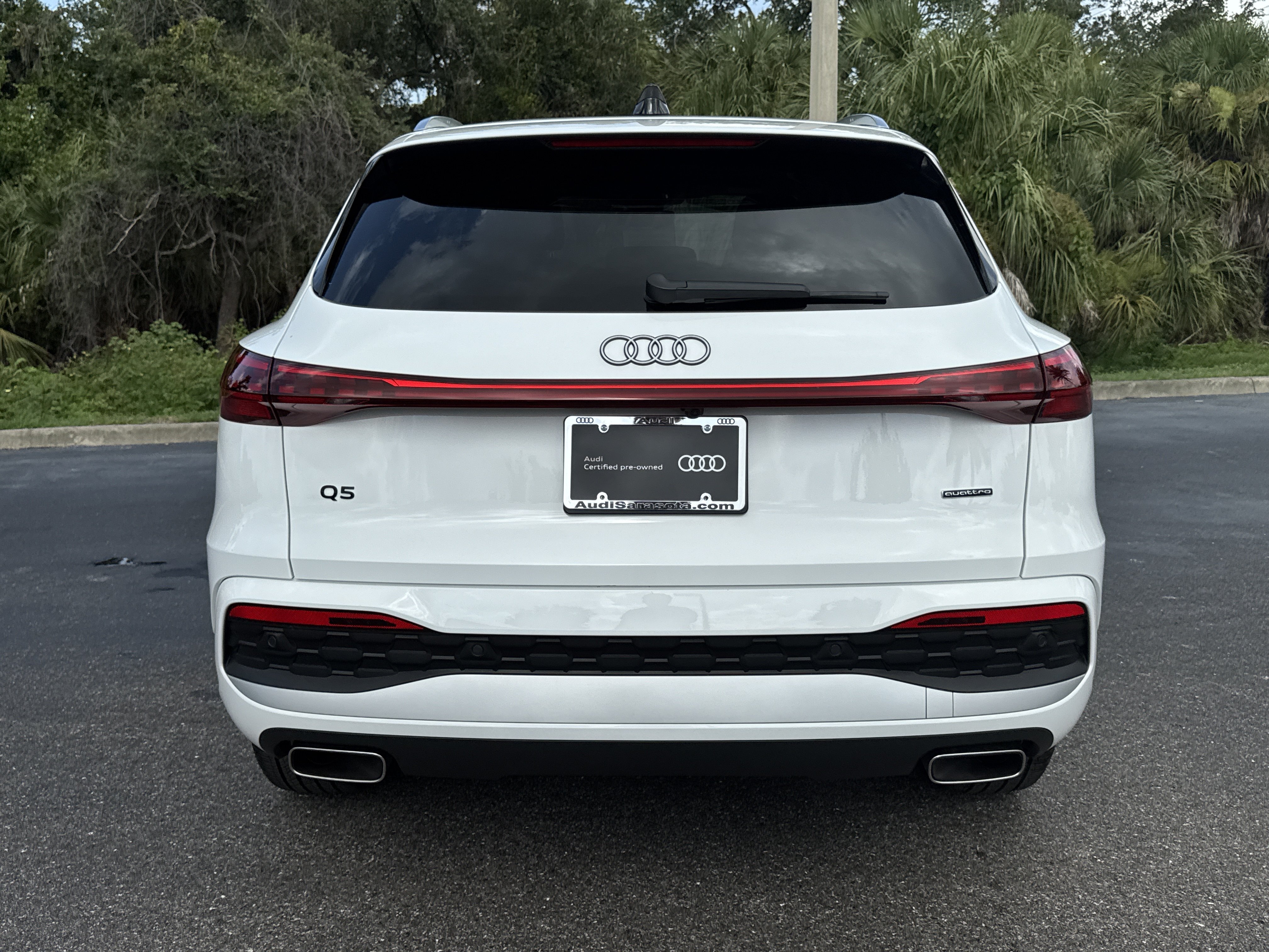 Certified 2025 Audi Q5 Premium w/ Convenience Package AWD/4WD image 5