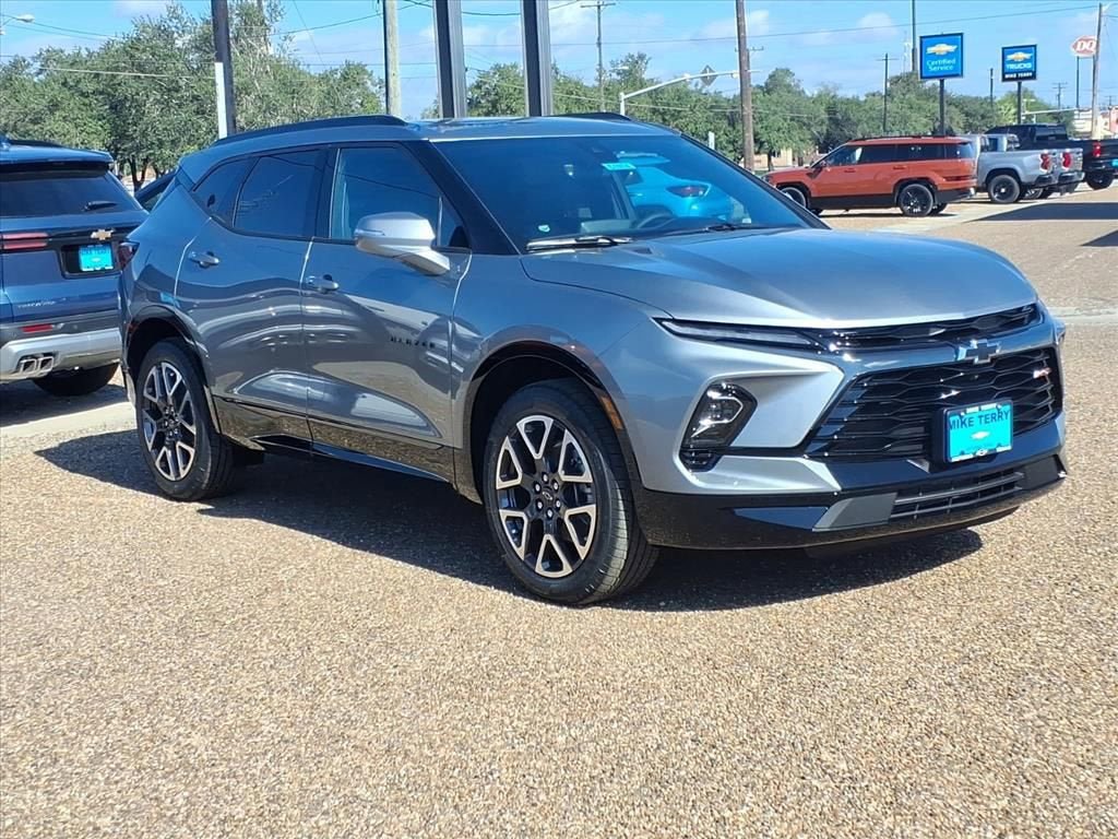 New 2025 Chevrolet Blazer RS w/ Driver Confidence II Package image 6