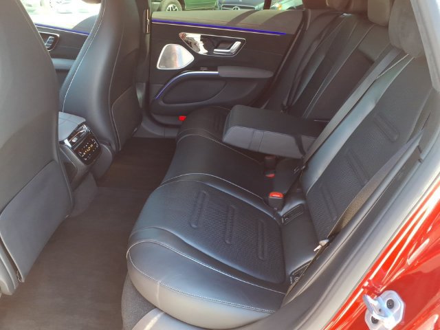 Certified 2022 Mercedes-Benz EQS AMG 4MATIC image 18