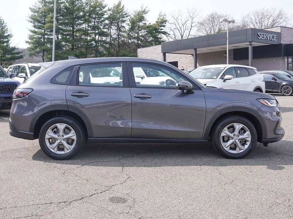 Used 2023 Honda HR-V LX image 13