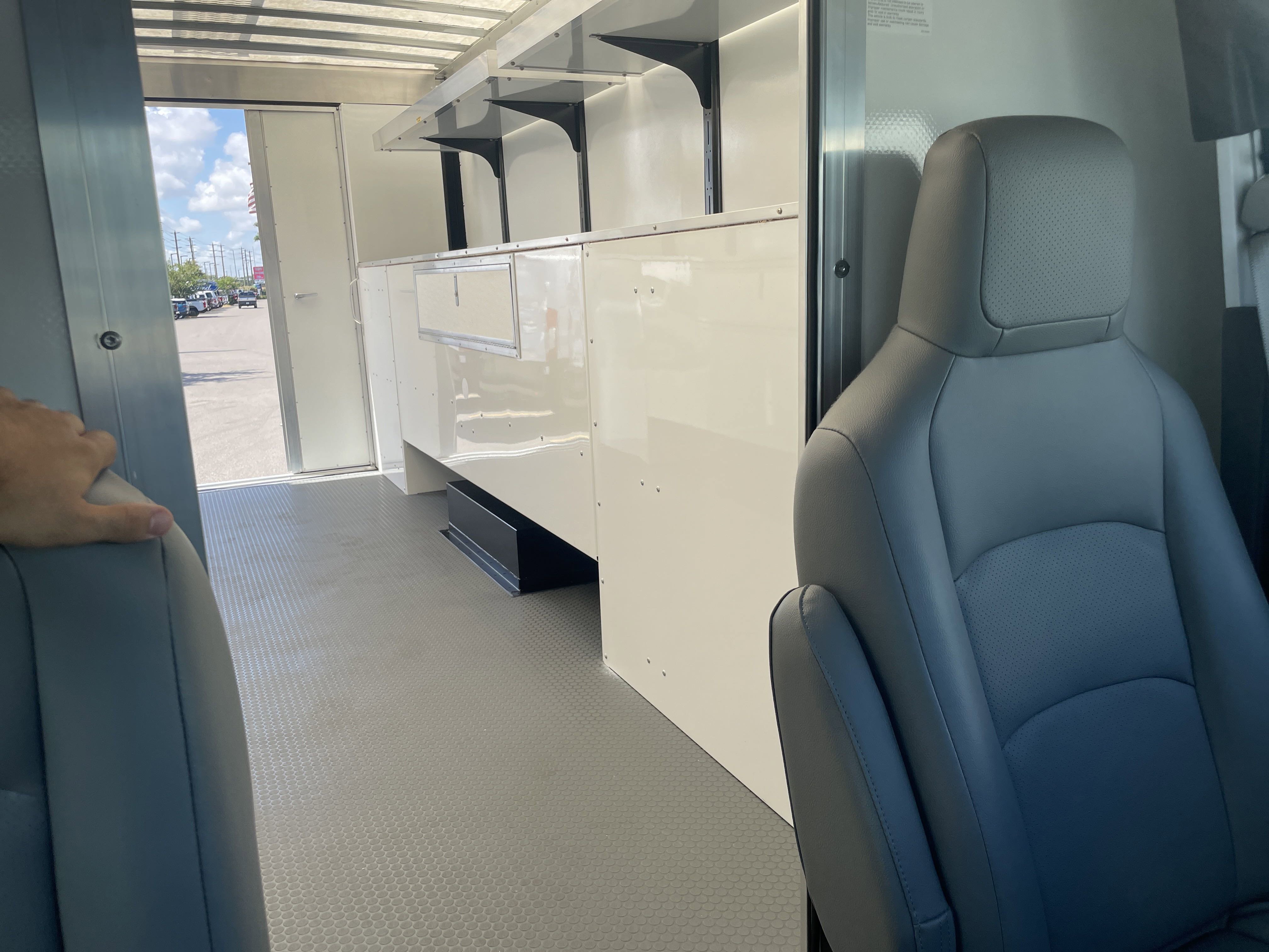 New 2025 Ford E-450 and Econoline 450 Super Duty w/ Power Equipment Group image 31