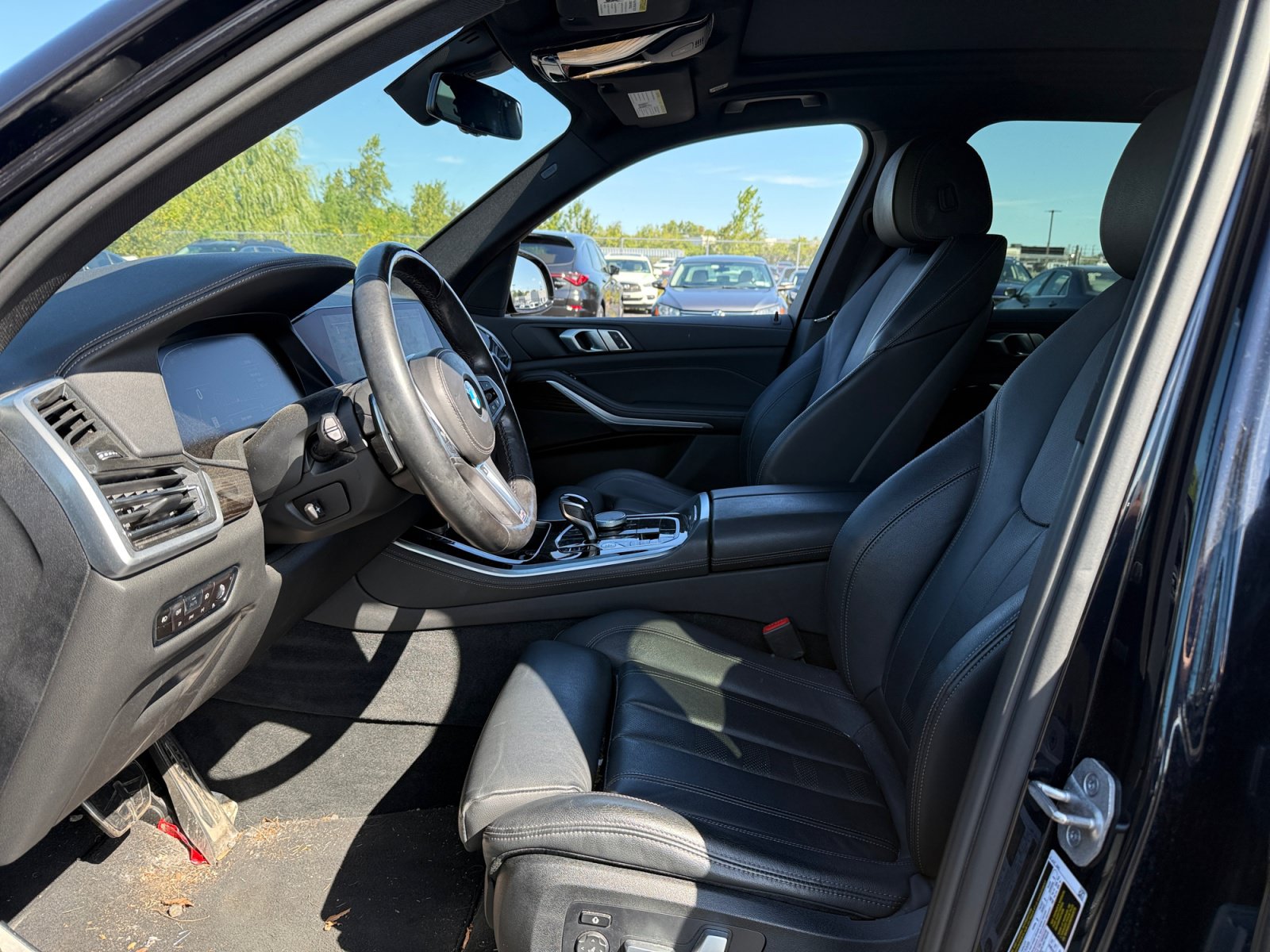 Used 2021 BMW X5 xDrive40i w/ M Sport Package AWD/4WD image 5