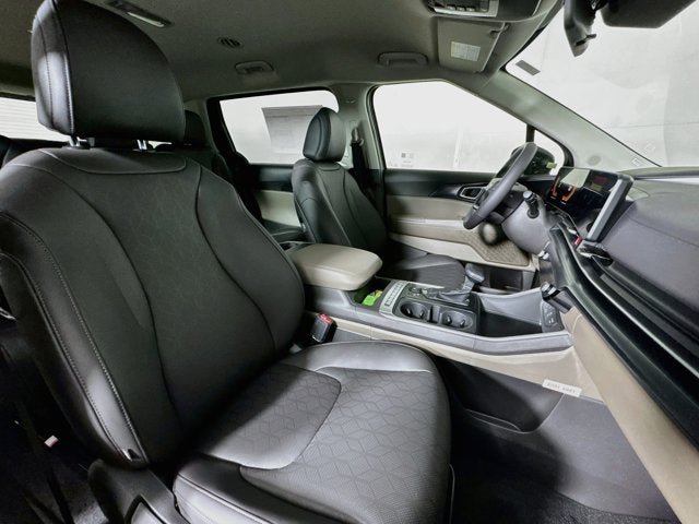 New 2027 Kia Carnival FWD image 28
