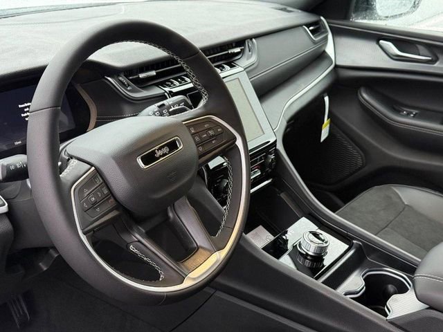 New 2025 Jeep Grand Cherokee L Altitude image 22