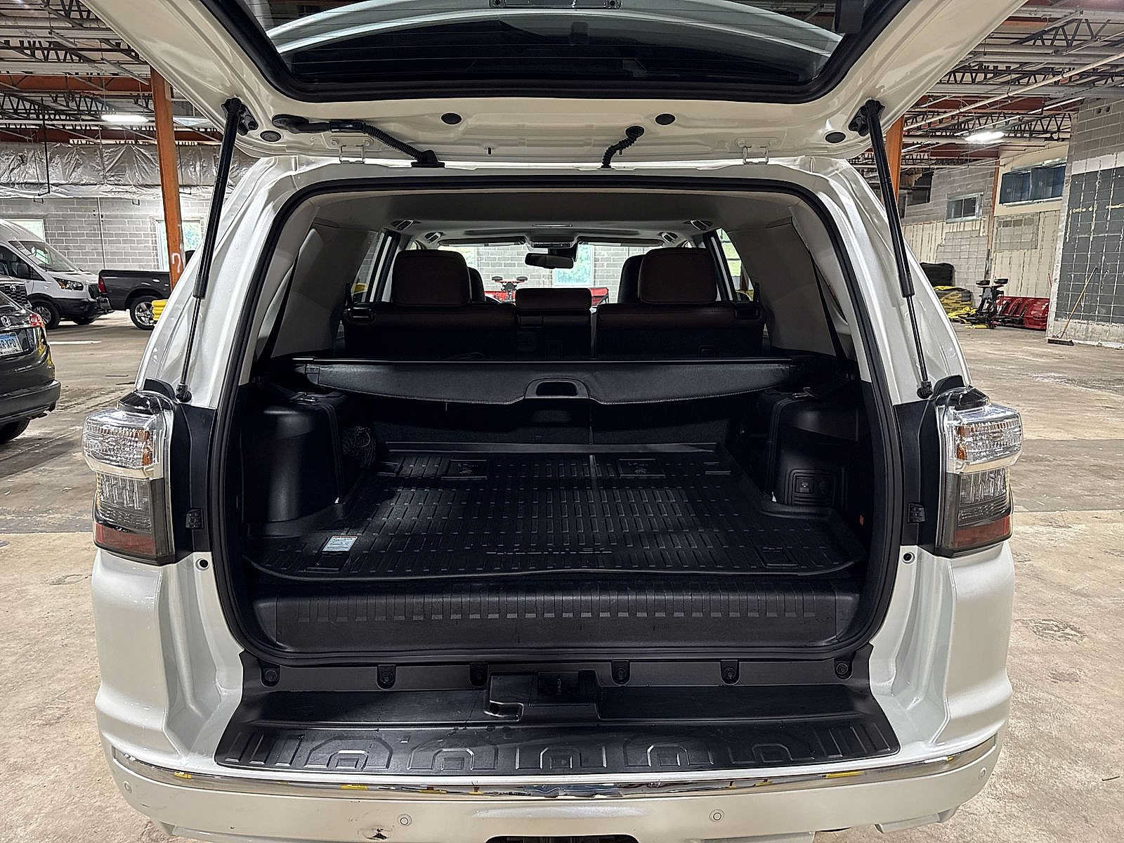 Certified 2023 Toyota 4Runner Limited AWD/4WD image 11