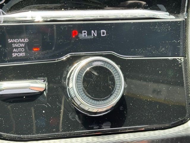 New 2026 Jeep Grand Cherokee Limited w/ Luxury Tech Group II AWD/4WD image 26