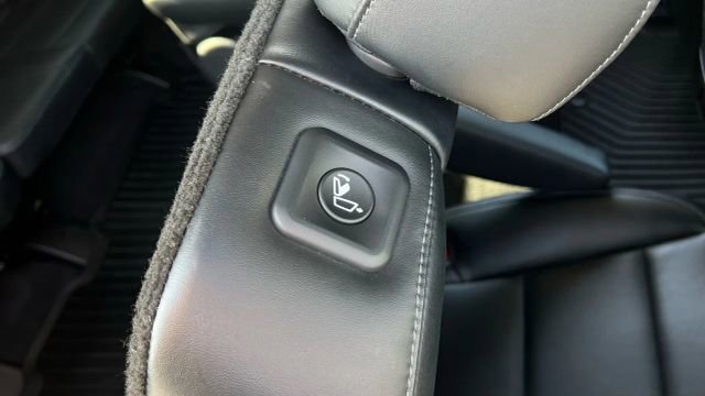Used 2022 Kia Telluride S image 74