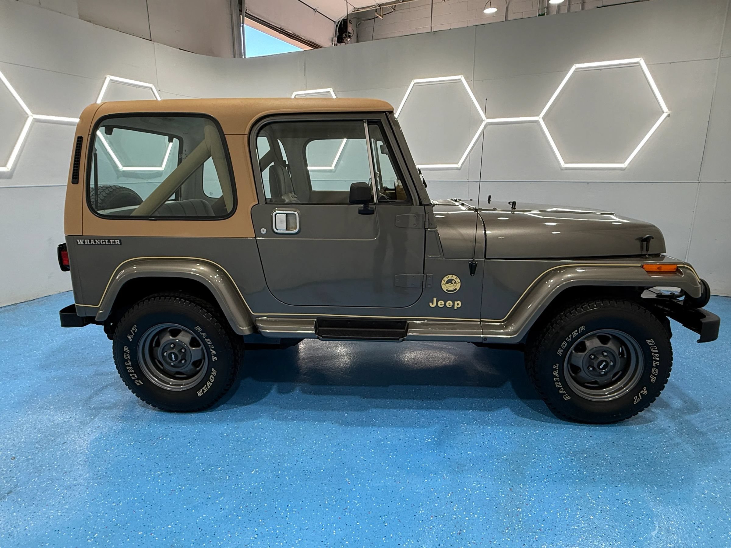 Used 1988 Jeep Wrangler Sahara AWD/4WD image 5