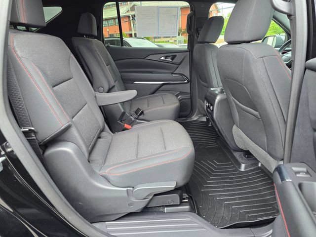 Used 2024 Chevrolet Traverse Z71 AWD/4WD image 41