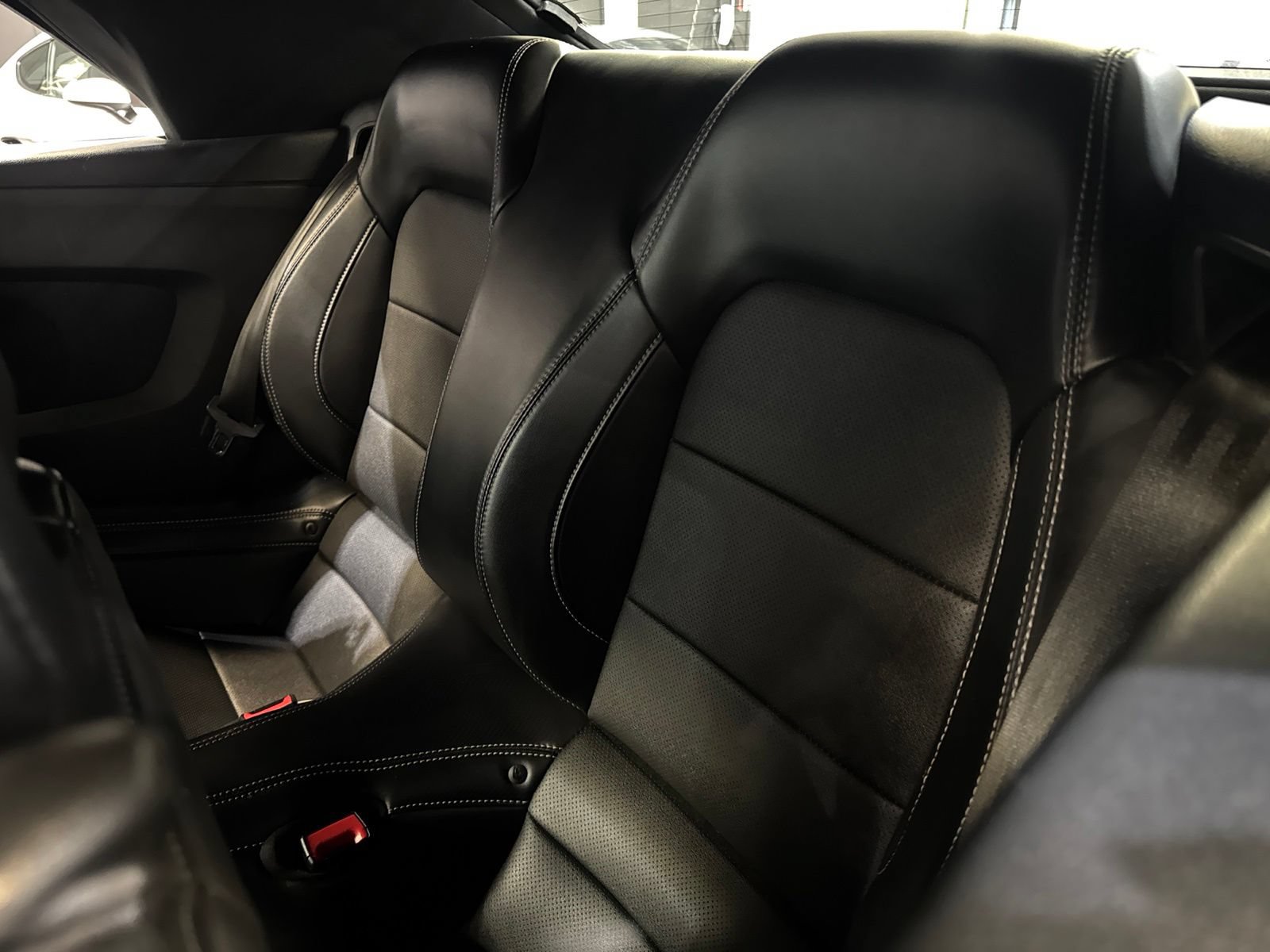 Used 2019 Ford Mustang Premium w/ Equipment Group 201A RWD image 20