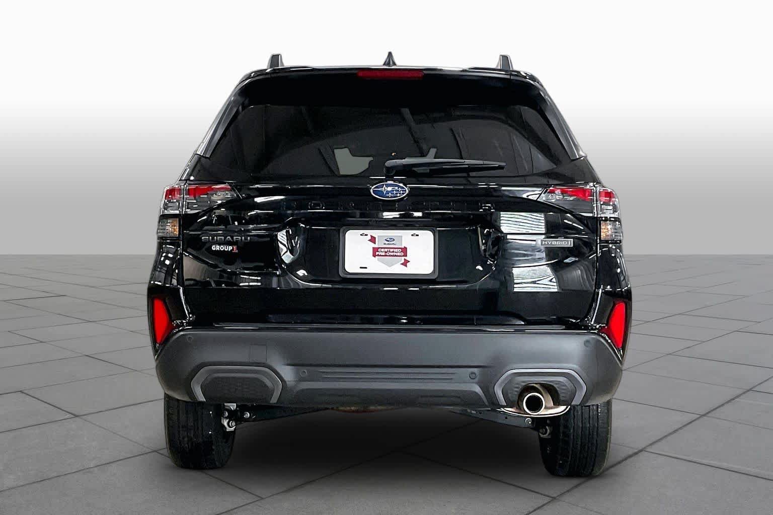 Used 2025 Subaru Forester Limited AWD/4WD image 5