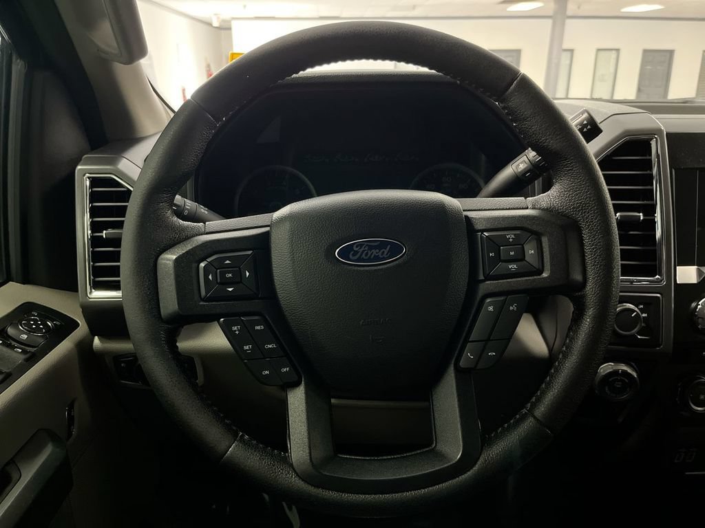 Used 2016 Ford F150 XLT w/ Equipment Group 302A Luxury AWD/4WD image 16