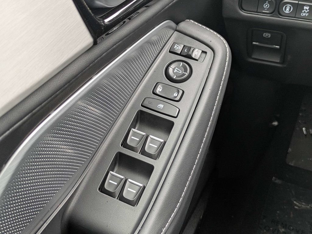 Used 2026 Acura MDX w/ Technology Package FWD image 28