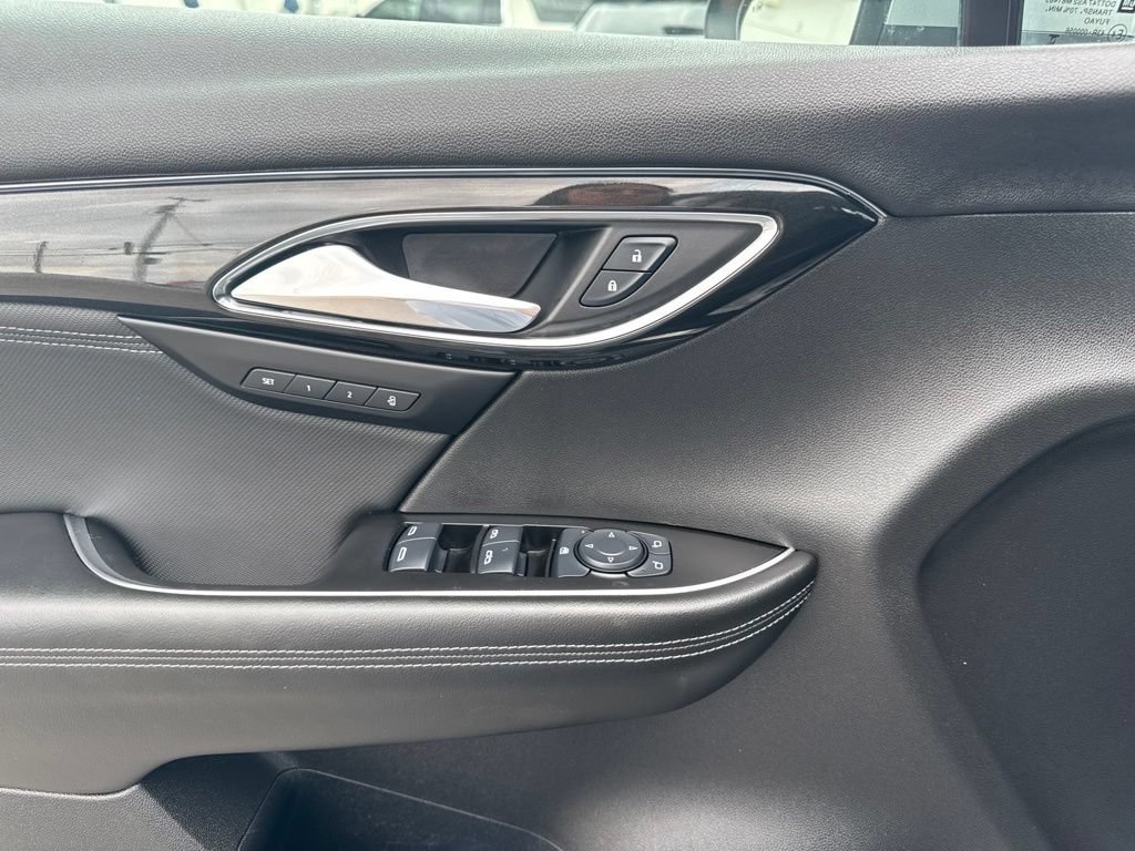 Used 2024 Buick Envision Preferred AWD/4WD image 10