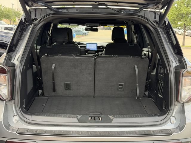 Used 2023 Ford Explorer ST-Line w/ Class IV Trailer Tow Package RWD image 35
