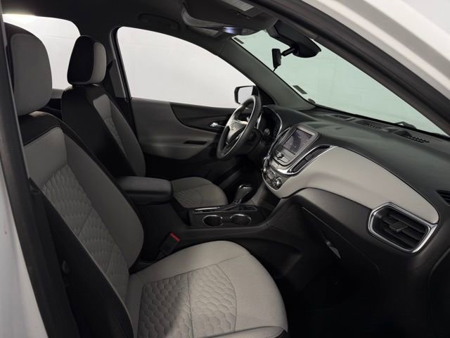 Used 2021 Chevrolet Equinox LS AWD/4WD image 12