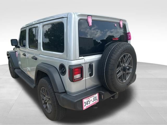 Used 2024 Jeep Wrangler Sport S AWD/4WD image 9