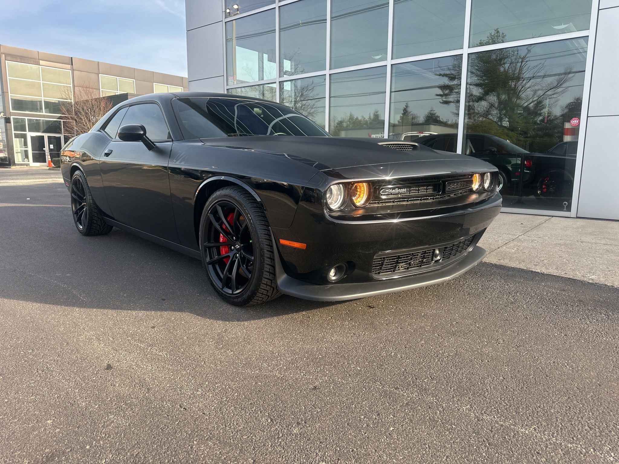 Used 2023 Dodge Challenger R/T Scat Pack w/ T/A Package image 3