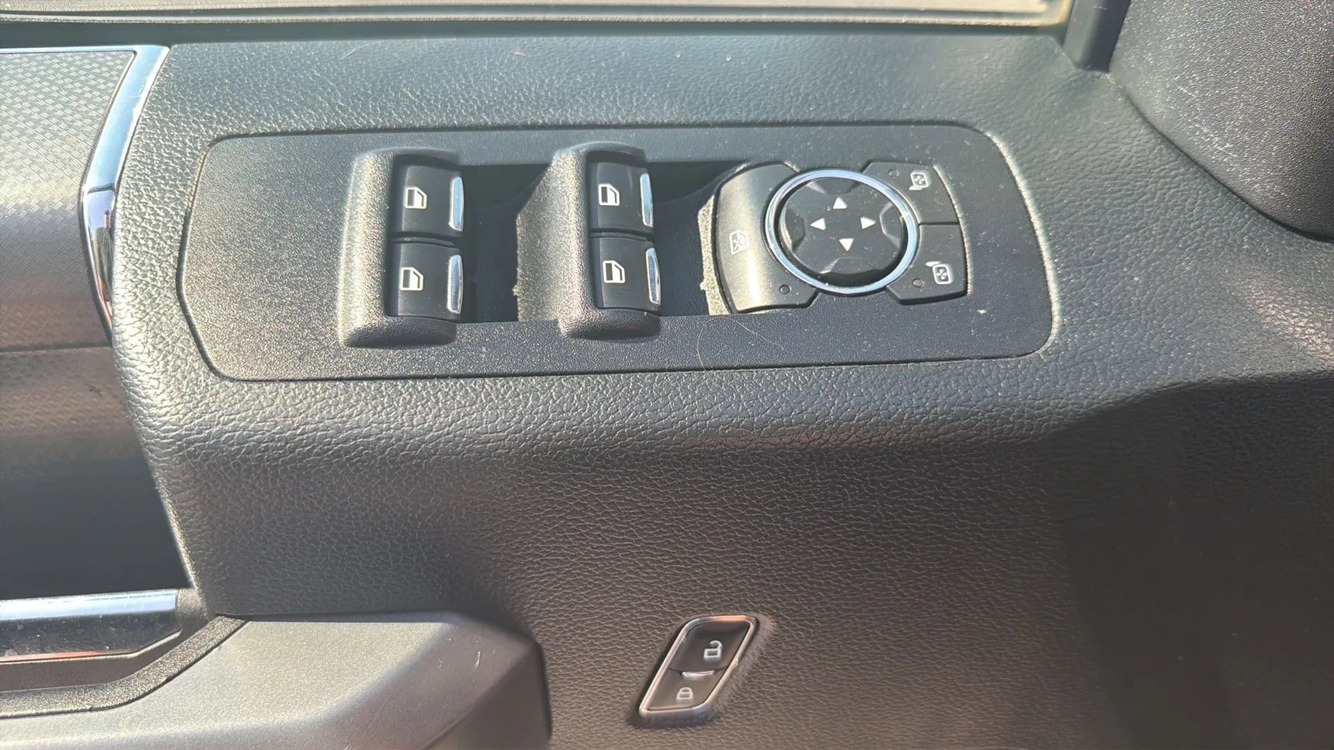 Used 2016 Ford F150 XLT w/ Equipment Group 302A Luxury image 19