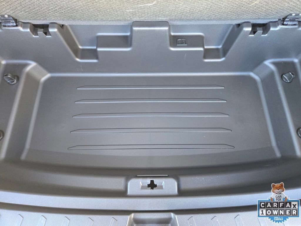 Used 2021 Chevrolet Traverse RS FWD image 22