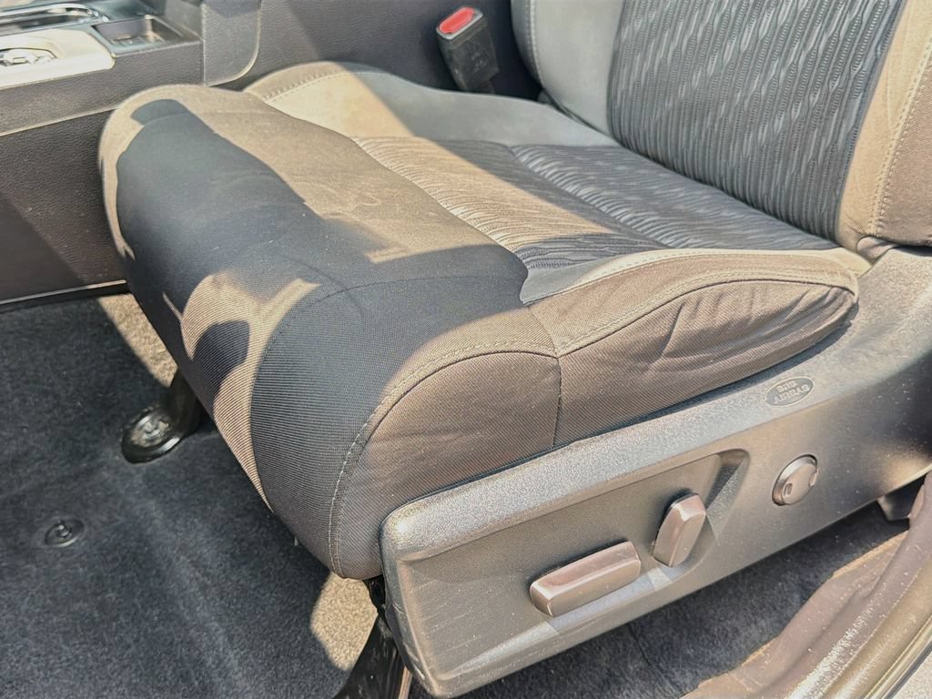 Used 2018 Toyota Tundra SR5 AWD/4WD image 19