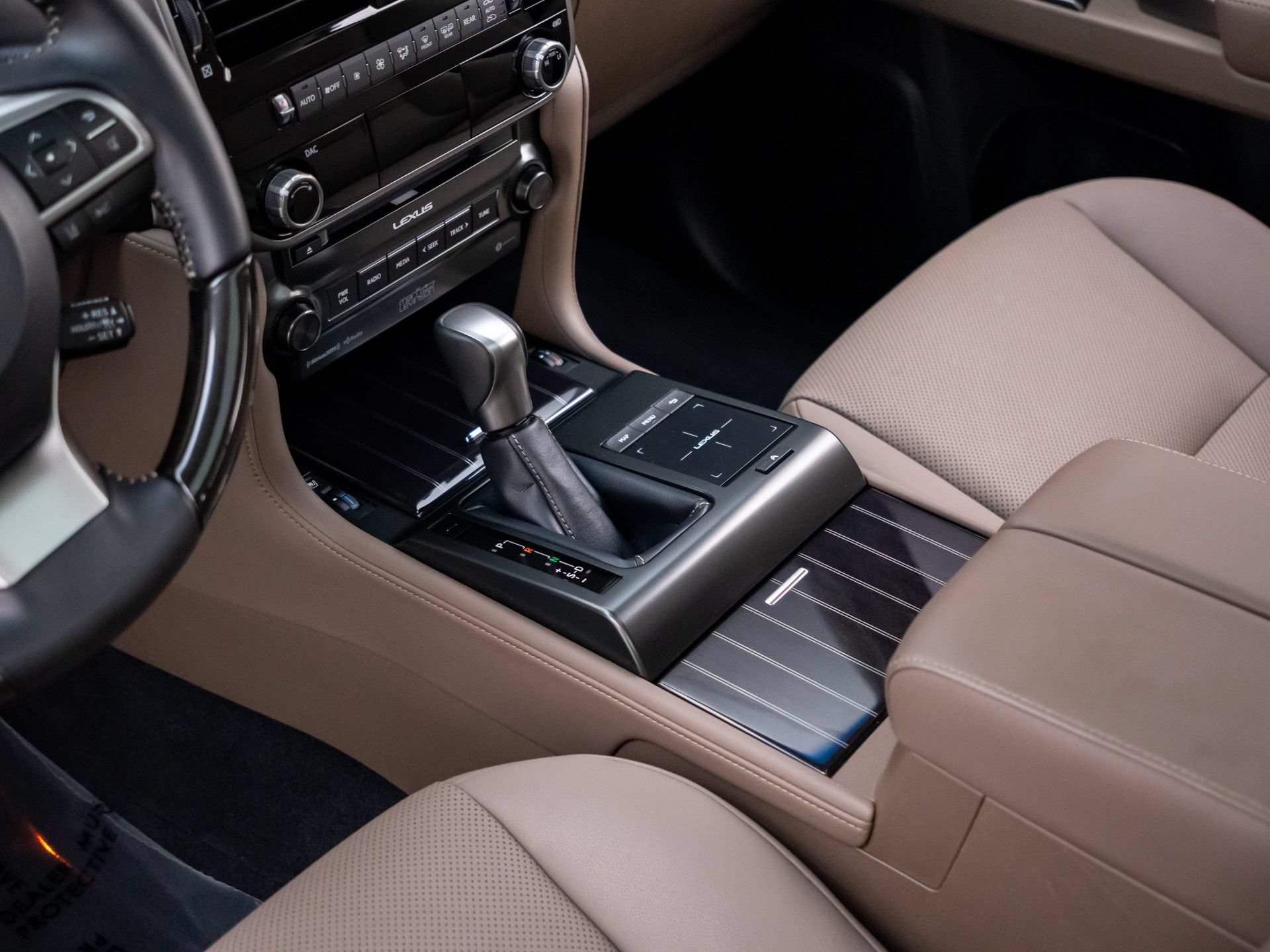 Used 2023 Lexus GX 460 Premium w/ Premium Plus Package AWD/4WD image 12