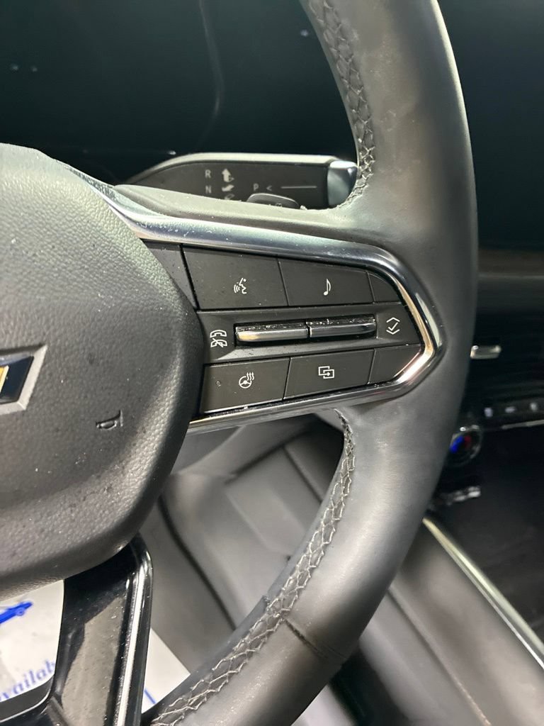 Used 2025 Chevrolet Tahoe High Country AWD/4WD image 15