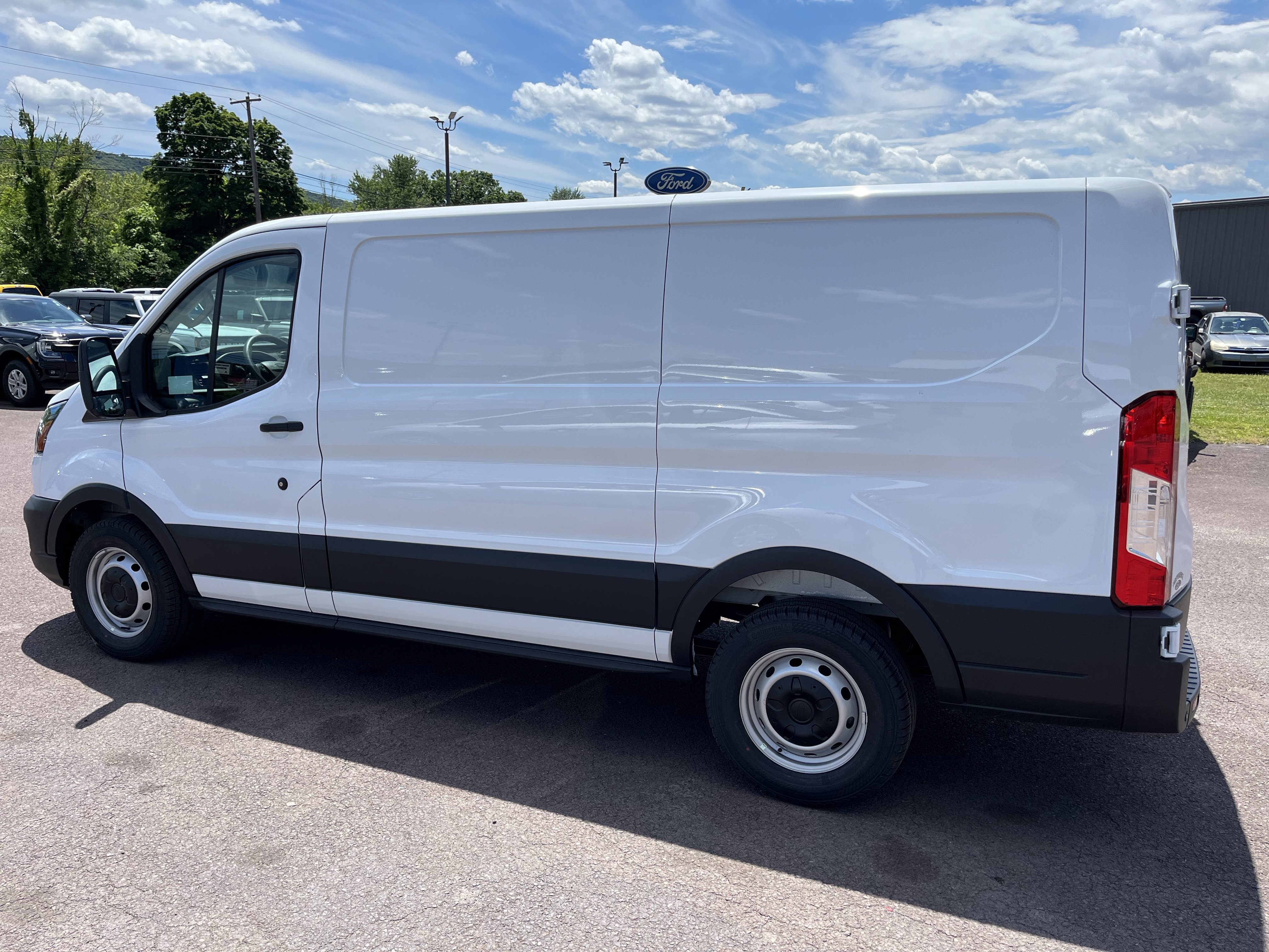New 2026 Ford Transit 150 Low Roof RWD image 5