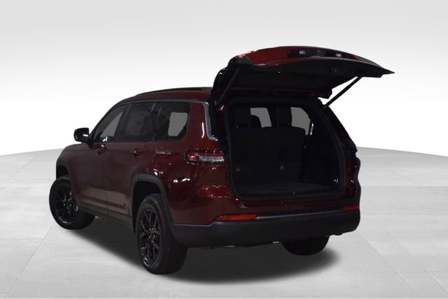 New 2026 Jeep Grand Cherokee L 4WD image 32
