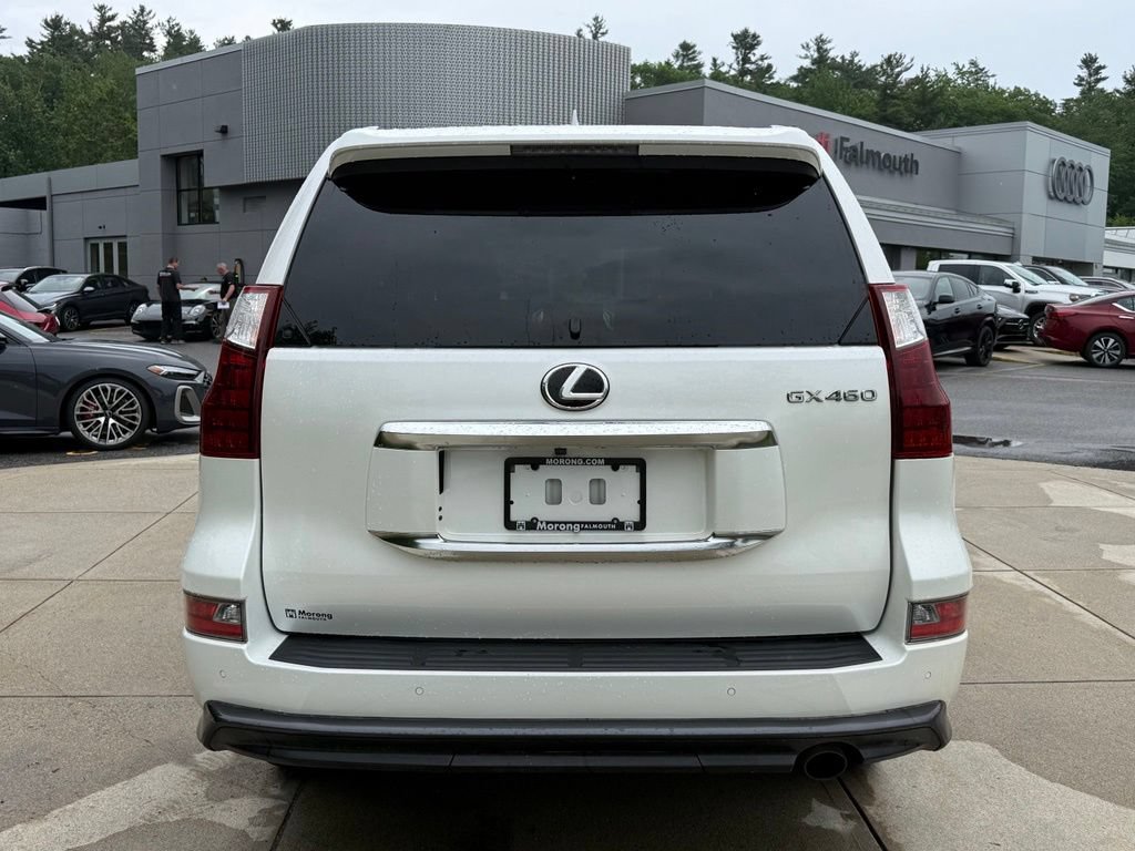 Used 2022 Lexus GX 460 Premium w/ Accessory Package AWD/4WD image 13