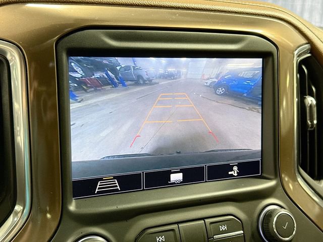 Used 2020 Chevrolet Silverado 1500 High Country w/ LPO, Dark Essentials Package image 15