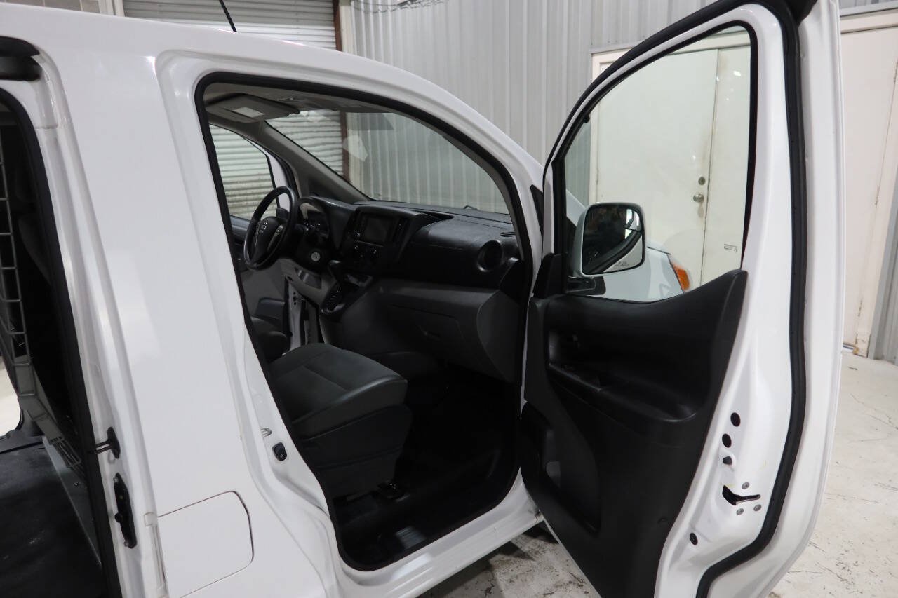 Used 2020 Nissan NV200 SV FWD image 12