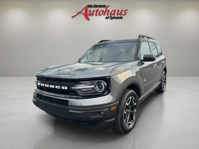 Used 2022 Ford Bronco Sport Outer Banks w/ Tech Package AWD/4WD image 3