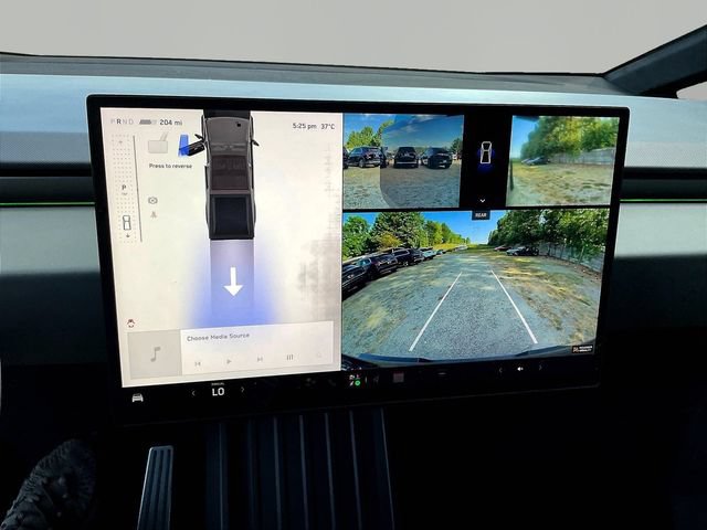 Used 2025 Tesla Cybertruck AWD Crew Cab image 17
