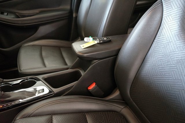 Used 2022 Buick Encore GX Essence image 27