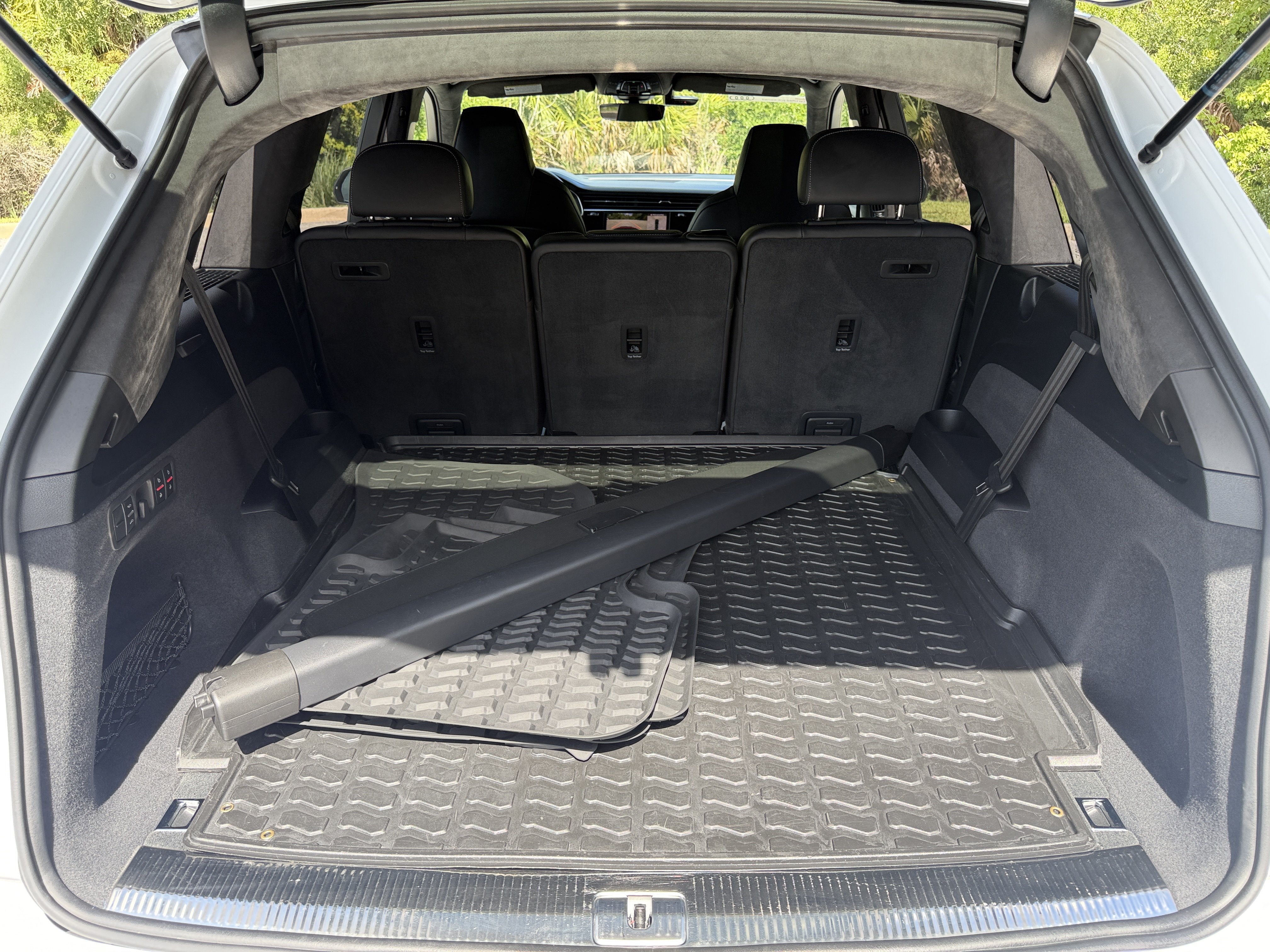 Used 2021 Audi SQ7 Prestige AWD/4WD image 11