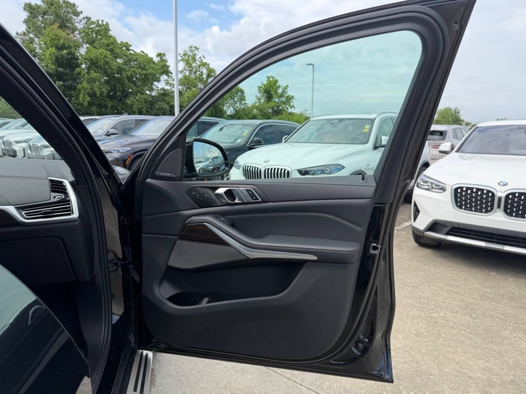 Certified 2023 BMW X5 sDrive40i w/ Luxury Seating Package RWD image 28