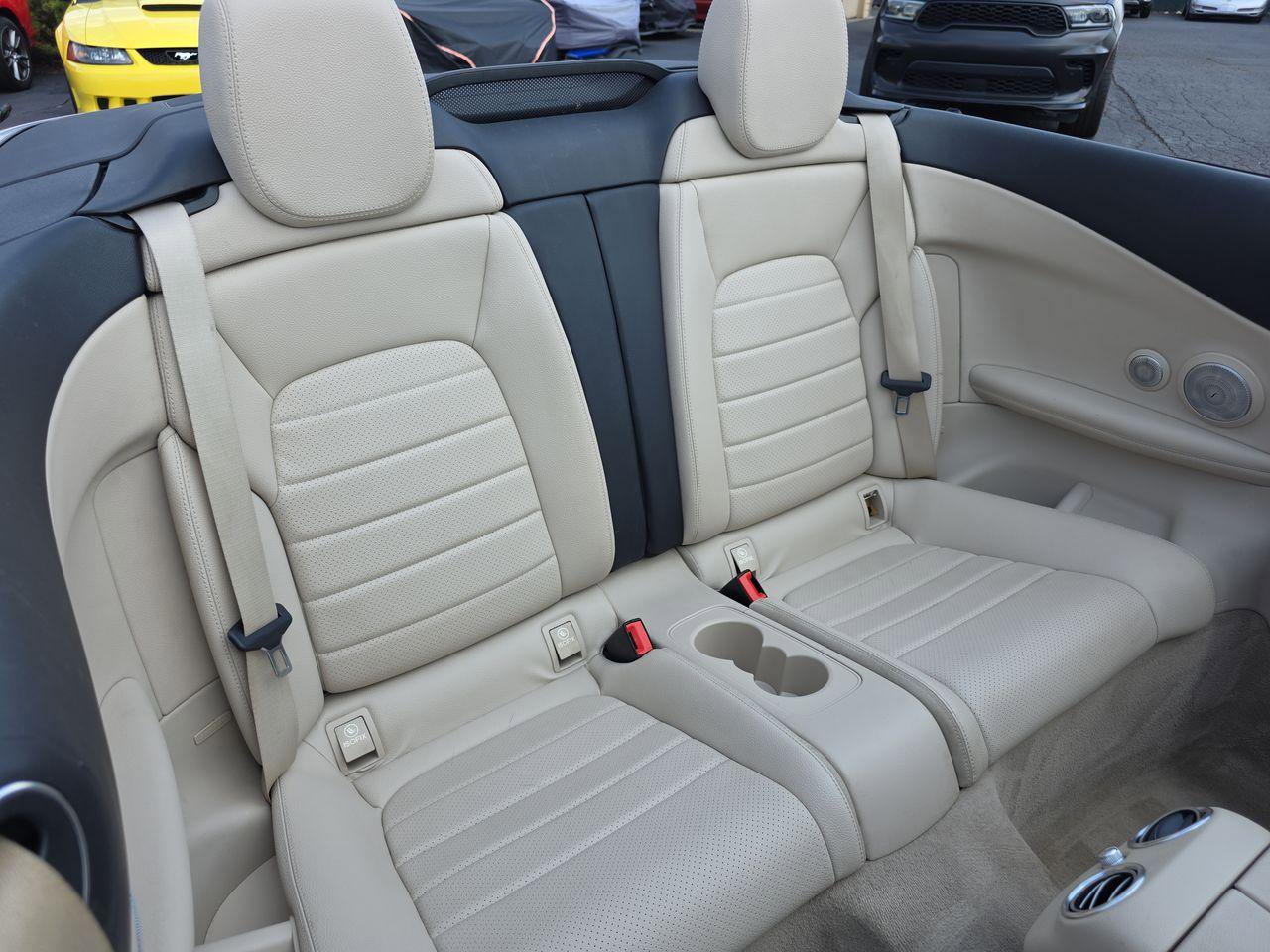 Used 2017 Mercedes-Benz C 300 4MATIC Cabriolet image 7