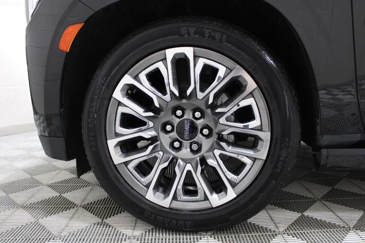 Used 2023 GMC Yukon Denali Ultimate image 48