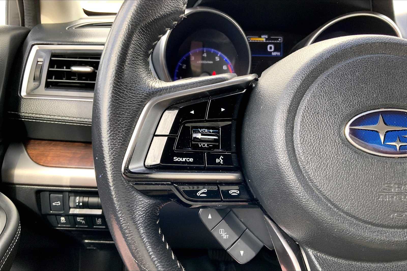 Used 2019 Subaru Outback 2.5i Limited AWD/4WD image 23