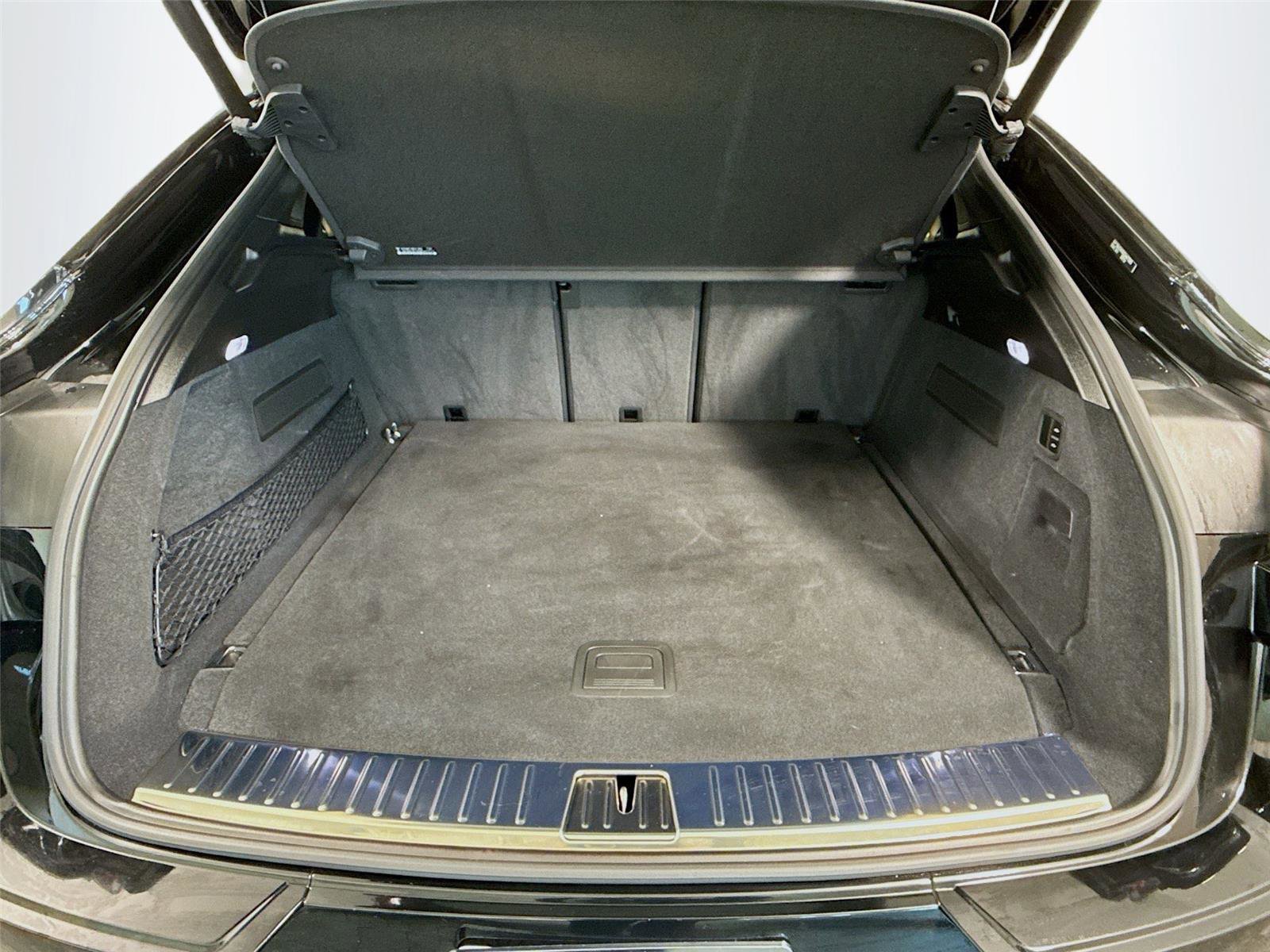 Used 2025 Porsche Cayenne Turbo image 23