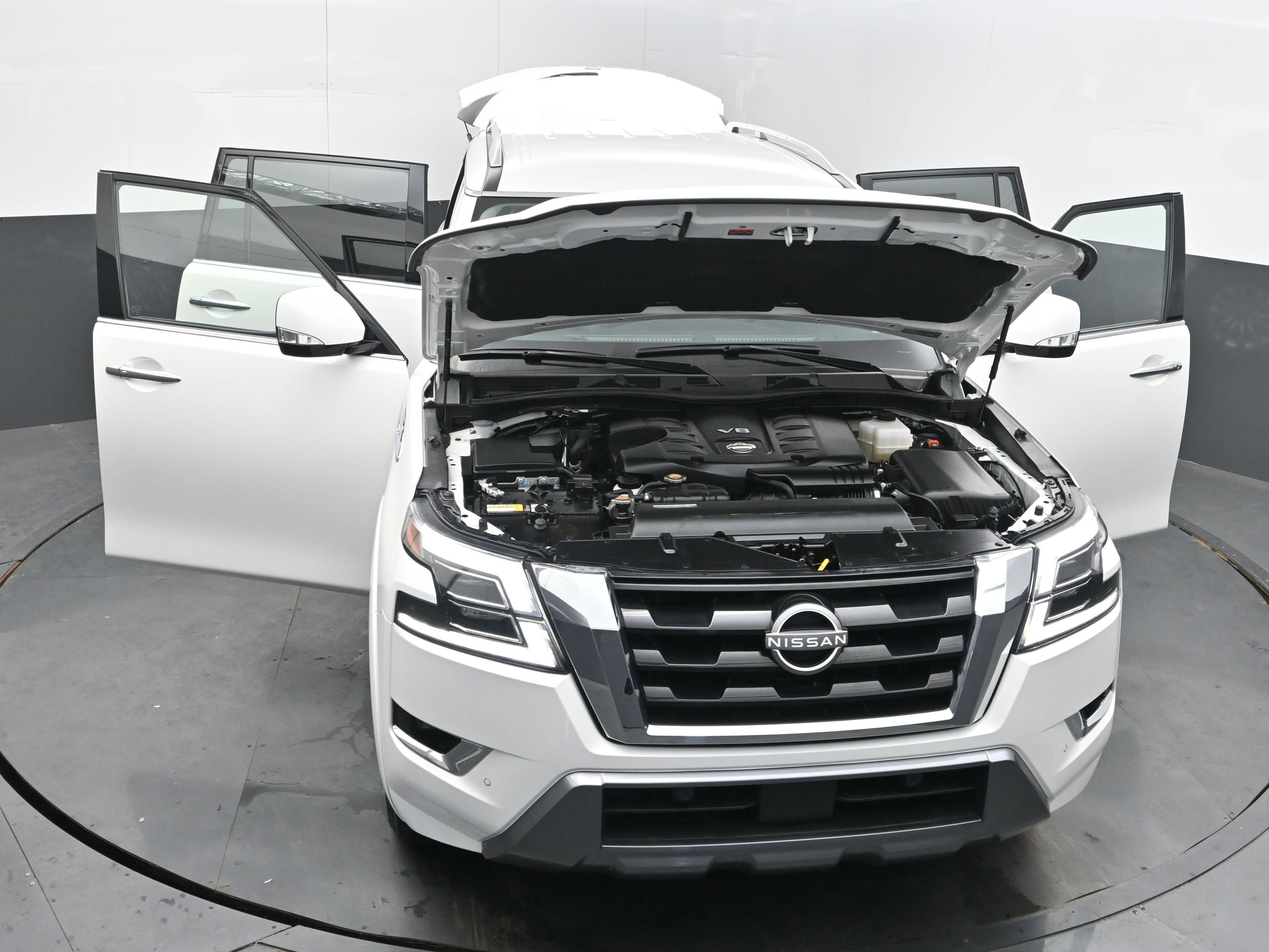 Certified 2024 Nissan Armada SV image 39