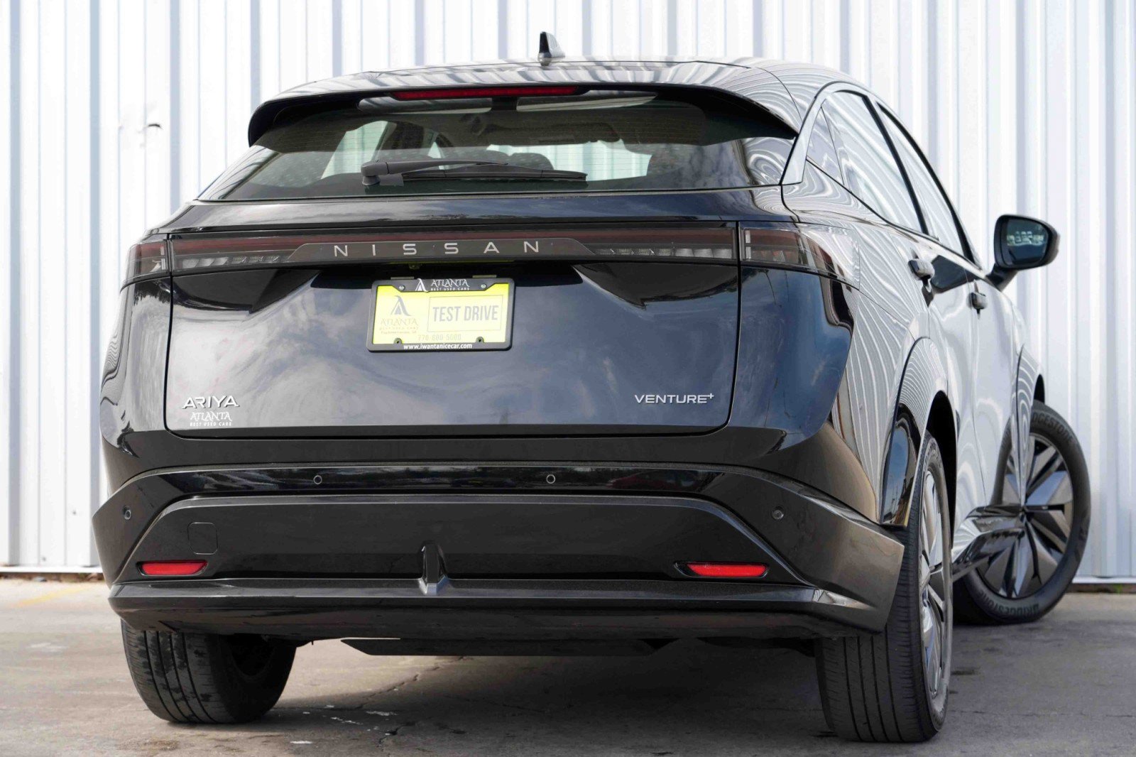 Used 2024 Nissan Ariya FWD image 4