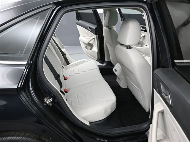 Used 2020 Volkswagen Jetta SEL Premium image 33