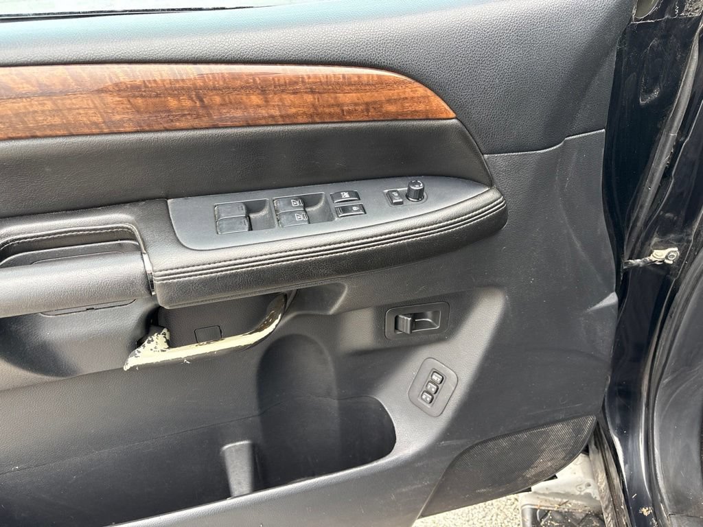 Used 2010 Nissan Armada Platinum w/ Captain Seat Pkg AWD/4WD image 28