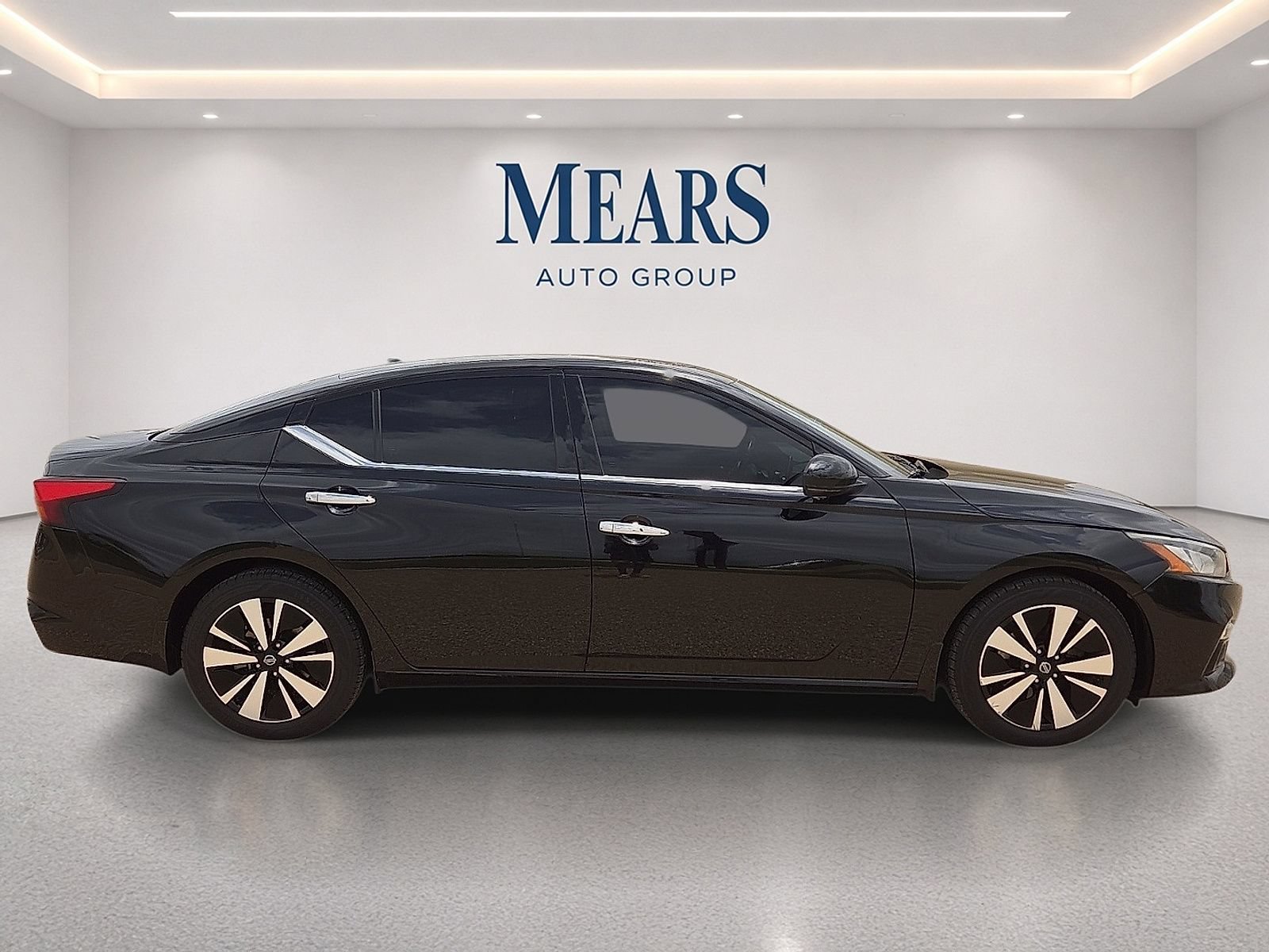 Used 2019 Nissan Altima 2.5 SV FWD image 6